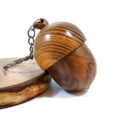 keychain-xl-stash-ghianda-robinia-ulivo-inbosco-portachiavi-secretstash